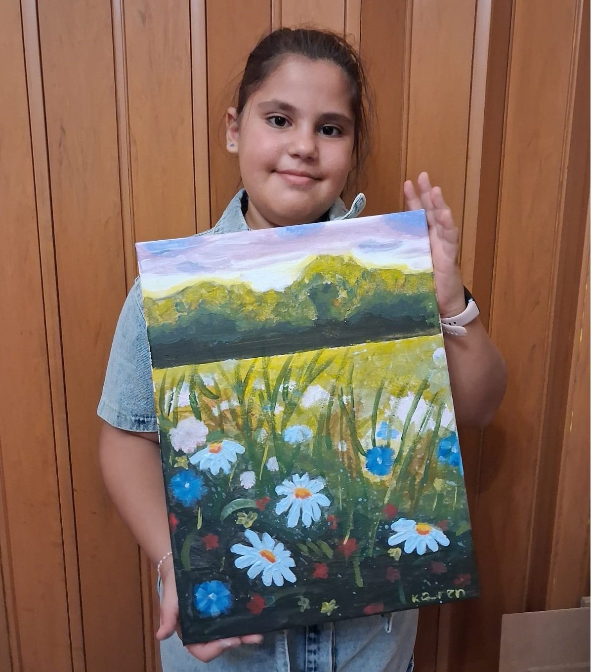 التقاط جمال الطبيعة الهادئ من خلال الألوان الزاهية، هذه اللوحة تعكس الإبداع والمهارة التي يتم تنميتها في أكاديميتنا!